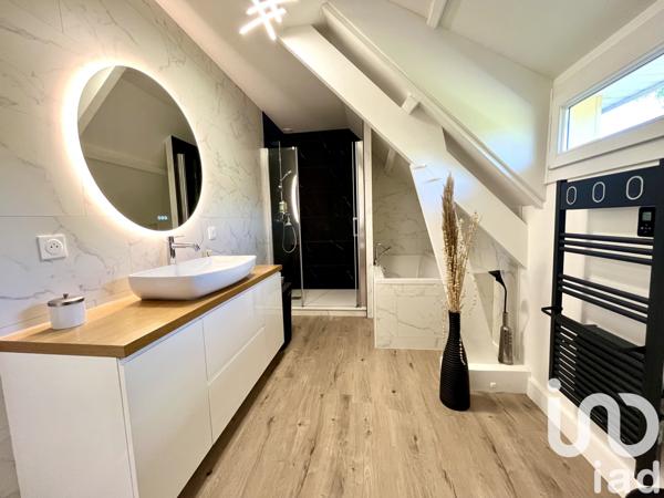 Maison à vendre 6 pièces 177 m² Montreuil-Juigné