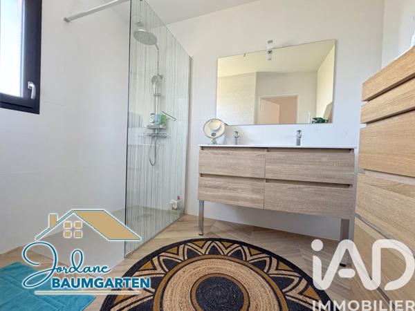 Maison à vendre 4 pièces 98 m² Saint-Romain-de-Benet