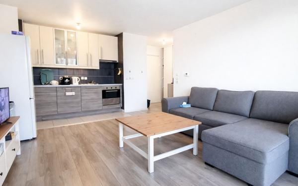 Appartement à vendre    3 pièces • 57,16 m2 Saint-Pierre-du-Perray