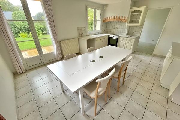 A LOUER - NANTES ST JOSEPH DE PORTERIE Maison 4 CHAMBRES + BUREAU de 166.93 m2