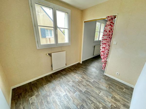 A LOUER - NANTES ST JOSEPH DE PORTERIE Maison 4 CHAMBRES + BUREAU de 166.93 m2