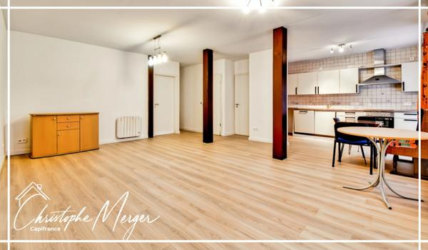 Appartement à louer 1 chambre 63m² à SARREBOURG (57), place du marché, spacieux