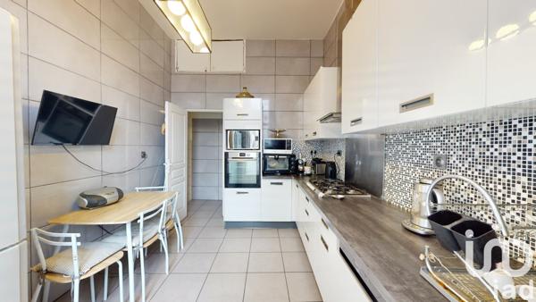 Appartement à vendre 4 pièces 103 m² Marseille 1