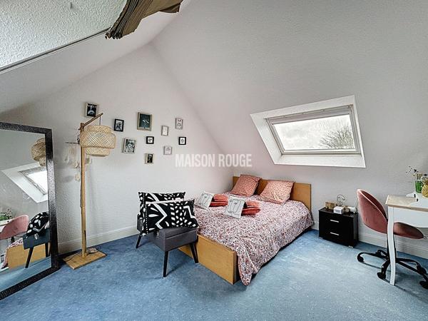 Propriété contemporaine avec piscine - vue sur la baie