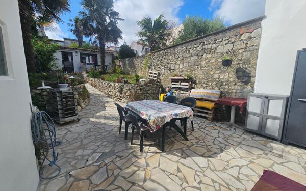 Maison à vendre    4 pièces • 85 m2 Royan