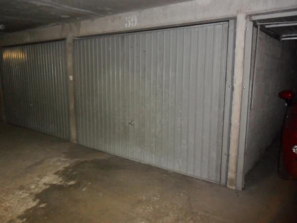Parking / Box à louer à Mâcon (71000)