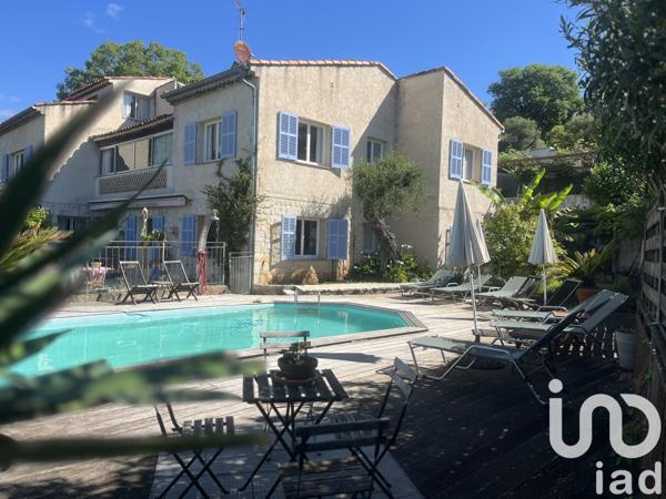 Maison à vendre 12 pièces 323 m² Vence