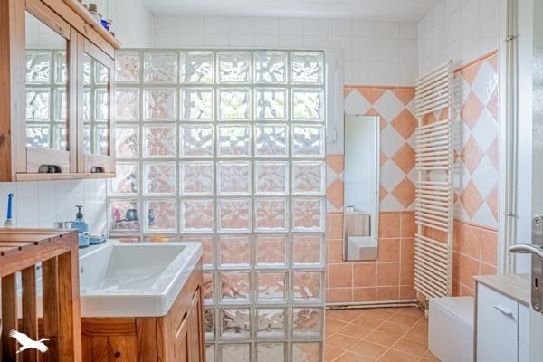 Maison 334 336 € Sadirac 6 p 140 m² DPE D
