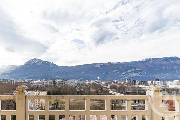 Maison à vendre  7 pièces - 138 m2 ST MARTIN LE VINOUX - 38
