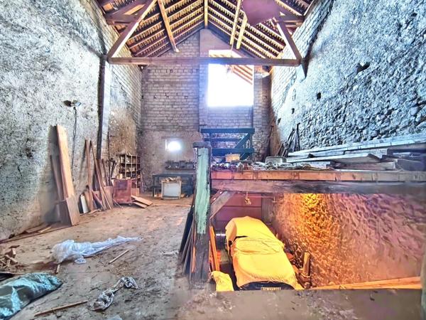 Grange à réhabiliter 265m² - PERRIGNIER (74)