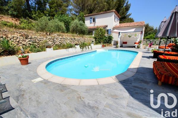 Maison à vendre 9 pièces 205 m² Roquevaire