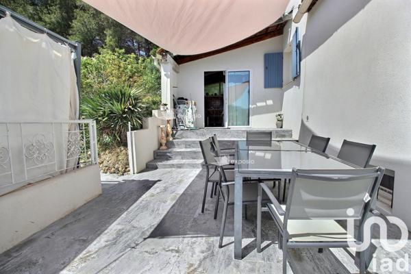 Maison à vendre 9 pièces 205 m² Roquevaire