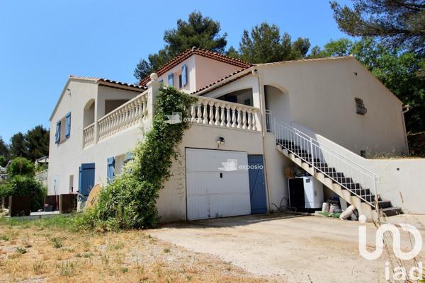 Maison à vendre 9 pièces 205 m² Roquevaire