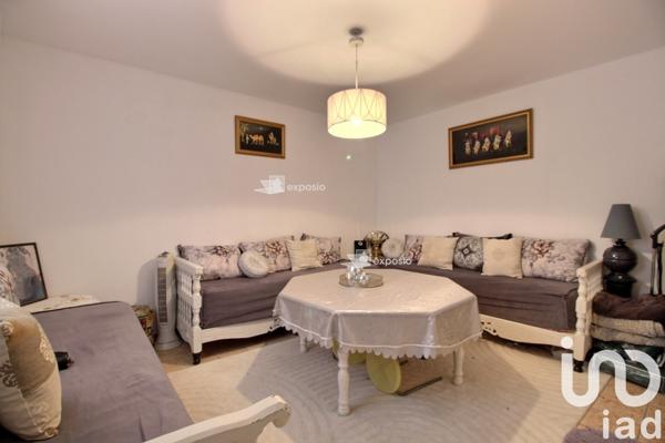 Maison à vendre 9 pièces 205 m² Roquevaire