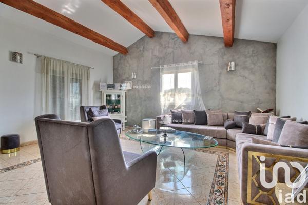 Maison à vendre 9 pièces 205 m² Roquevaire