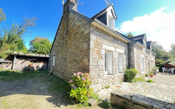 Maison à vendre    6 pièces •  Plouray