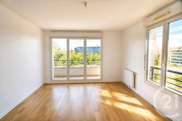 Appartement F4 à vendre  4 pièces - 89,69 m 2   IVRY SUR SEINE  - 94