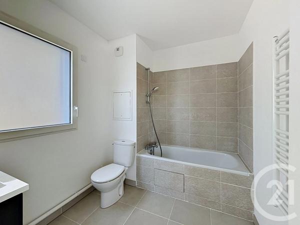 Appartement F4 à vendre  4 pièces - 89,69 m 2   IVRY SUR SEINE  - 94