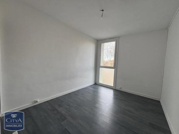 Appartement à louer 4 pièces 65.56m²