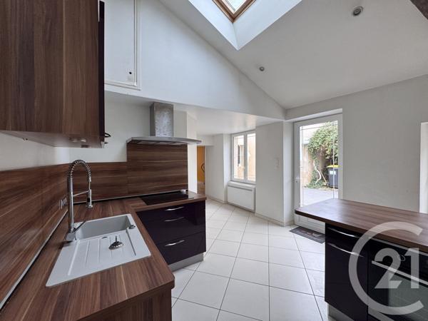 Maison à vendre  4 pièces - 95 m2 PONTVALLAIN - 72