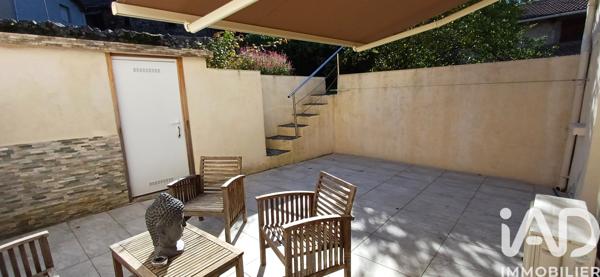 Maison à vendre 4 pièces 77 m² Mayres