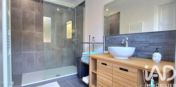 Maison à vendre 4 pièces 77 m² Mayres