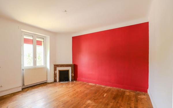 Maison à vendre    5 pièces • 168,09 m2 Saint-Martin-de-Seignanx