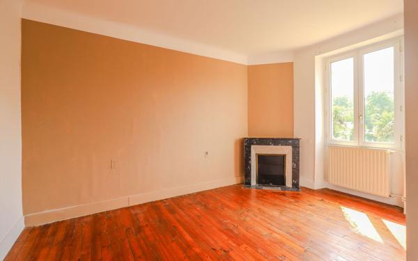 Maison à vendre    5 pièces • 168,09 m2 Saint-Martin-de-Seignanx