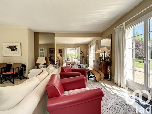 Maison à vendre 6 pièces 250 m² Brie-Comte-Robert