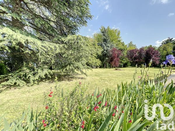 Maison à vendre 6 pièces 250 m² Brie-Comte-Robert