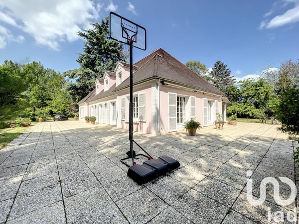 Maison à vendre 6 pièces 250 m² Brie-Comte-Robert