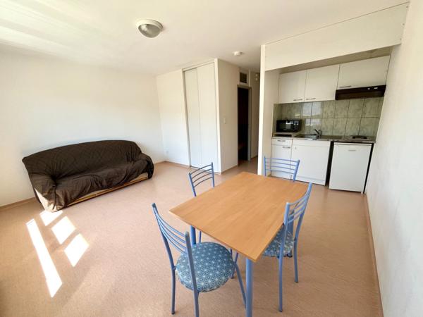 Immeuble
                                                                                                                                                
                                                                                                                                                
                                                                                                                                                
                                                    
                                                                                                                                                                                                                                                                                                                        500  m²                                                                                                                                                                                                         1 etage(s)