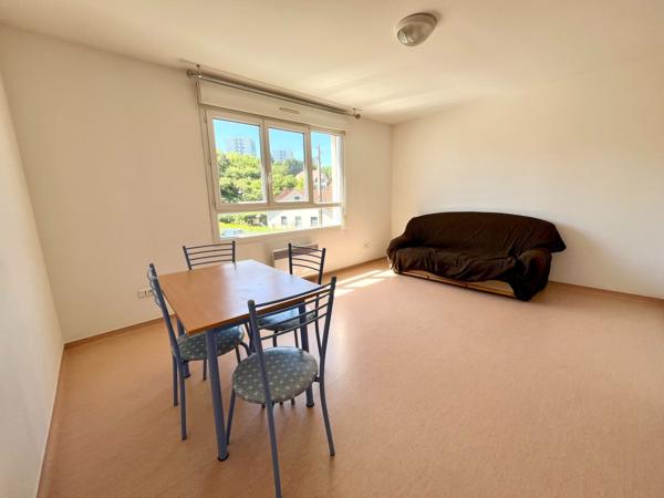Immeuble
                                                                                                                                                
                                                                                                                                                
                                                                                                                                                
                                                    
                                                                                                                                                                                                                                                                                                                        500  m²                                                                                                                                                                                                         1 etage(s)