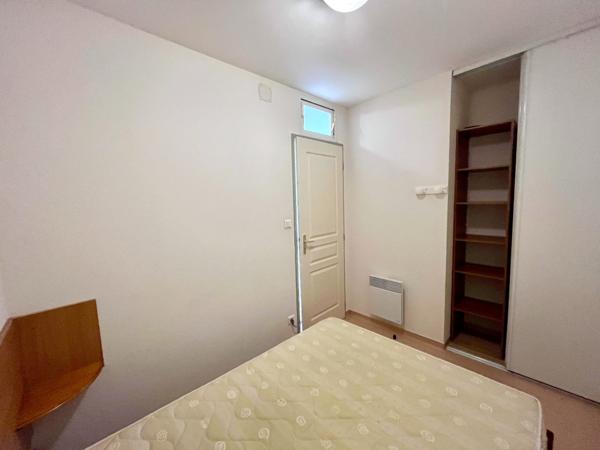 Immeuble
                                                                                                                                                
                                                                                                                                                
                                                                                                                                                
                                                    
                                                                                                                                                                                                                                                                                                                        500  m²                                                                                                                                                                                                         1 etage(s)