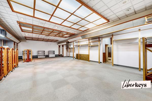 Local commercial Malestroit centre ville 320 m²