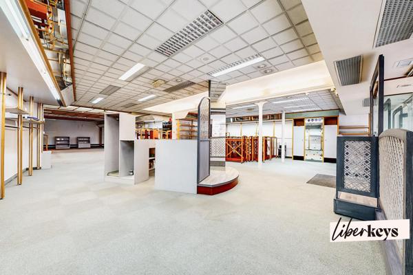 Local commercial Malestroit centre ville 320 m²