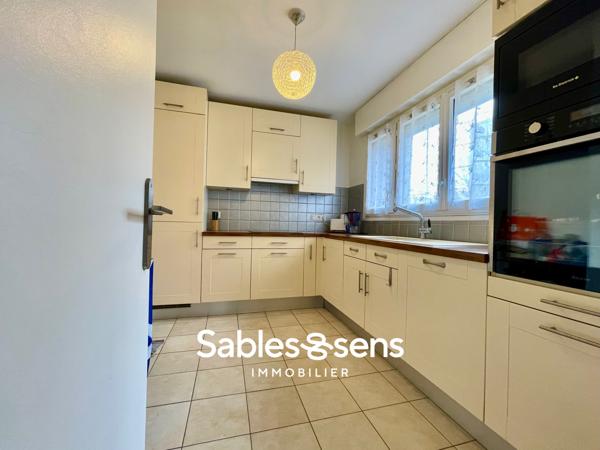 Appartement T4 dans résidence sécurisée sur la commune de Carrière- sur-Seine