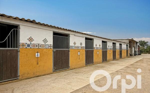 Maison à vendre    2 pièces • 75,51 m2 Aimargues