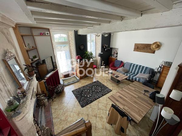 Charmante maison en pierre avec dépendances et grand jardin ? Meursac