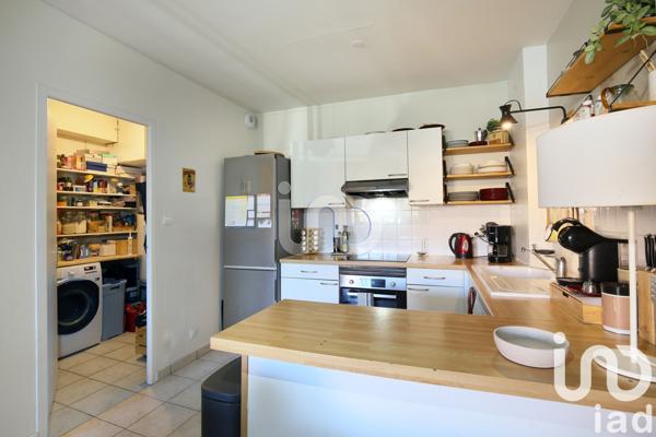 Appartement à vendre 3 pièces 64 m² Pechbonnieu