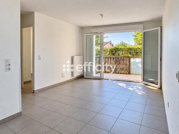 Appartement
         2 pièces
        - 43 m² Exclusivité 175 000 €*