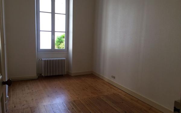 Appartement à vendre    2 pièces • 64,52 m2 Rochefort