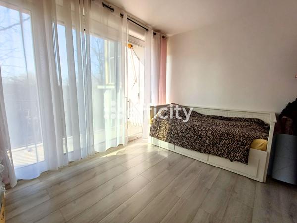 Appartement 5 pièces - 111 m² Exclusivité efficity