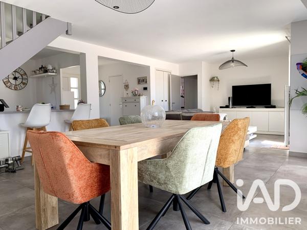 Maison à vendre 6 pièces 160 m² Saint-Pryvé-Saint-Mesmin