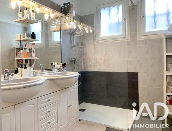Maison à vendre 6 pièces 160 m² Saint-Pryvé-Saint-Mesmin