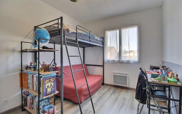 Maison à vendre    4 pièces •  Carpentras