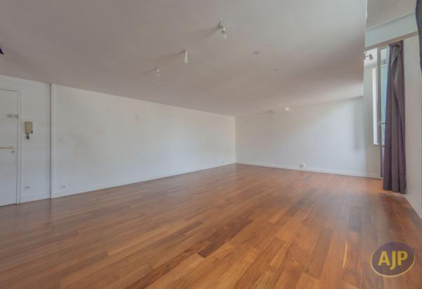 Appartement à vendre Bordeaux - 4 pièces, 81m² avec 3 chambre(s) à 335 000€ - AJP Immobilier Bordeaux Chartrons