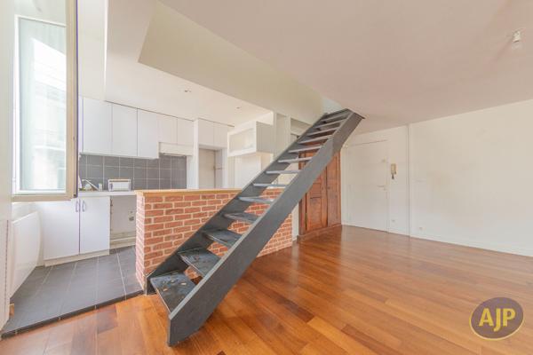 Appartement à vendre Bordeaux - 4 pièces, 81m² avec 3 chambre(s) à 335 000€ - AJP Immobilier Bordeaux Chartrons
