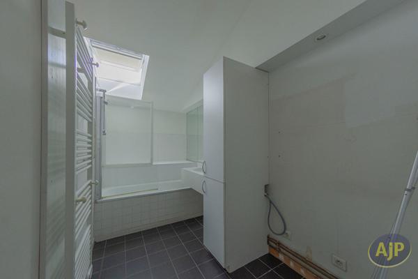 Appartement à vendre Bordeaux - 4 pièces, 81m² avec 3 chambre(s) à 335 000€ - AJP Immobilier Bordeaux Chartrons