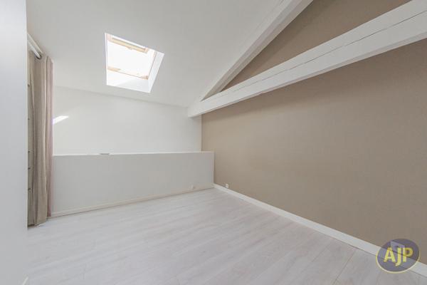 Appartement à vendre Bordeaux - 4 pièces, 81m² avec 3 chambre(s) à 335 000€ - AJP Immobilier Bordeaux Chartrons